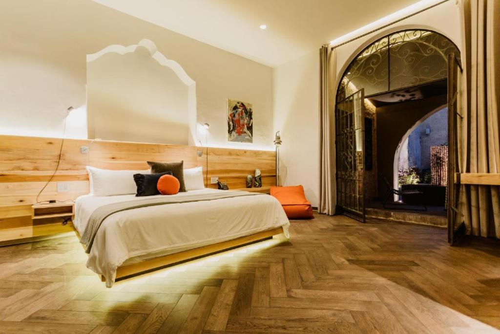 קרטרו Ta Hotel De Diseno מראה חיצוני תמונה